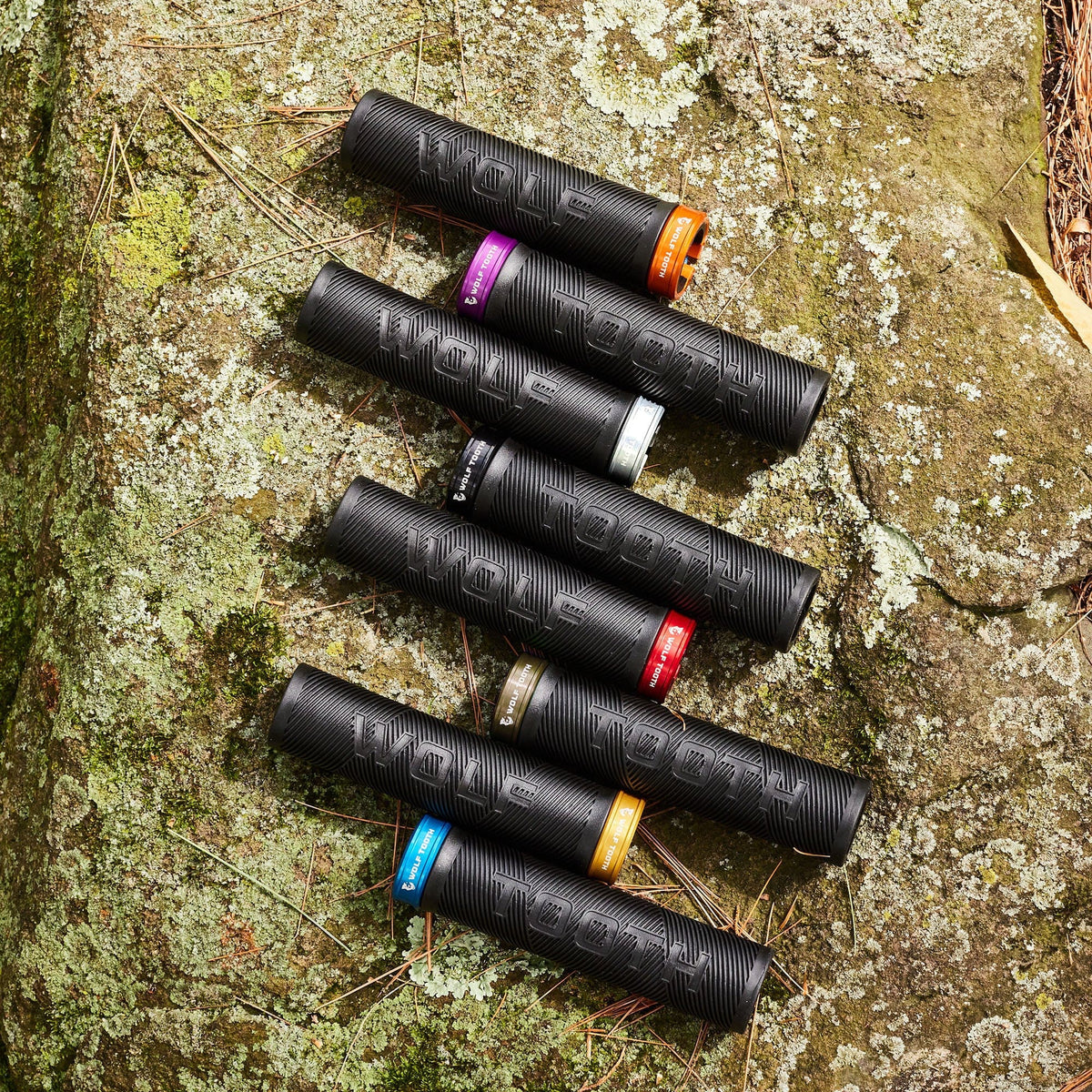 Wolf Tooth Echo Lock - On Grips Espresso