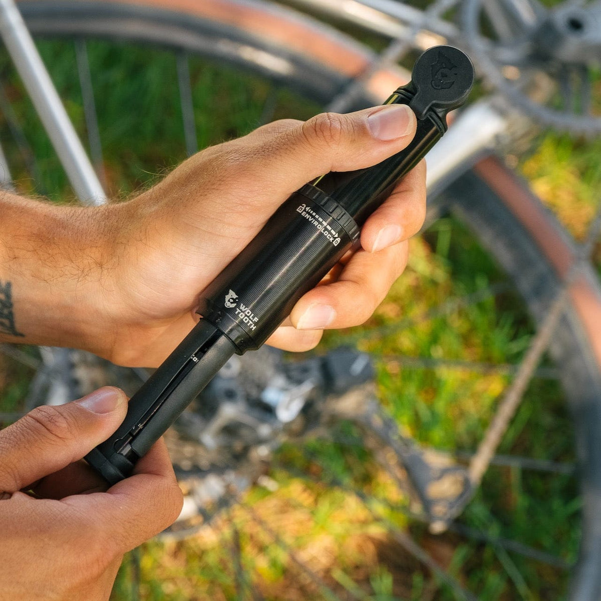 Wolf Tooth EnCase Pump 40cc 40cc Pump with Chain + Tire Plug Multi - Tool