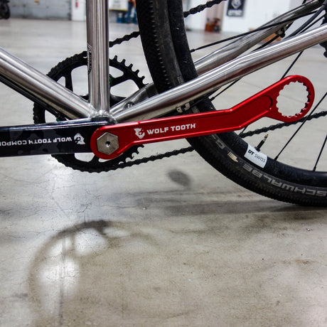 Wolf Tooth Pack Wrench - Ultralight 1 Inch Hex and Bottom Bracket Wrench Lock Ring Wrench